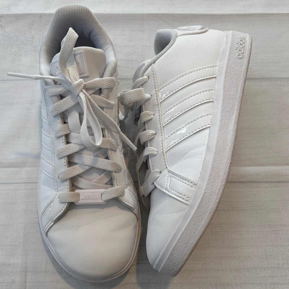 Adidas Star Wars grand court White Lace-Up Sneakers